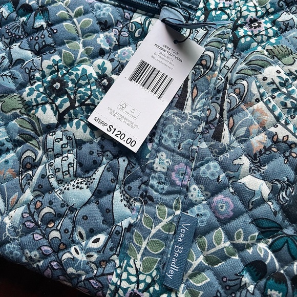 🌻NWT Vera Bradley Tote 👜 No flaws🌻 - Picture 3 of 6